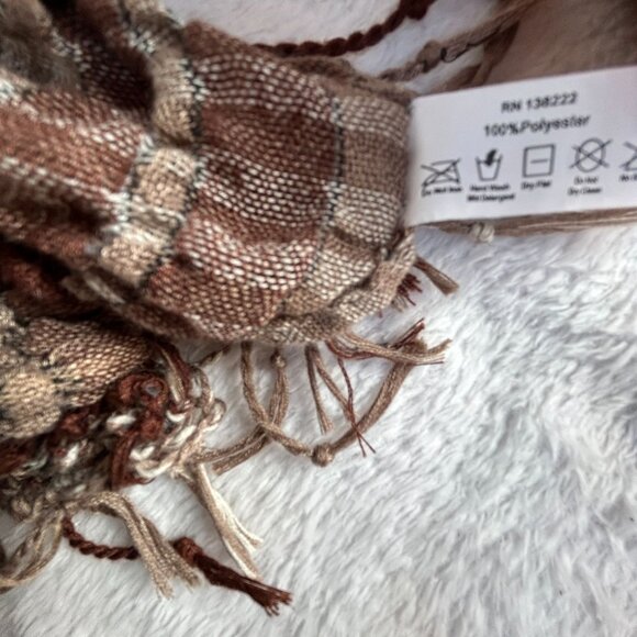 Women’s Brown Ruched Scarf Wrap Fringe Textured Plaid Lightweight 80x11 Boho - Picture 2 of 4